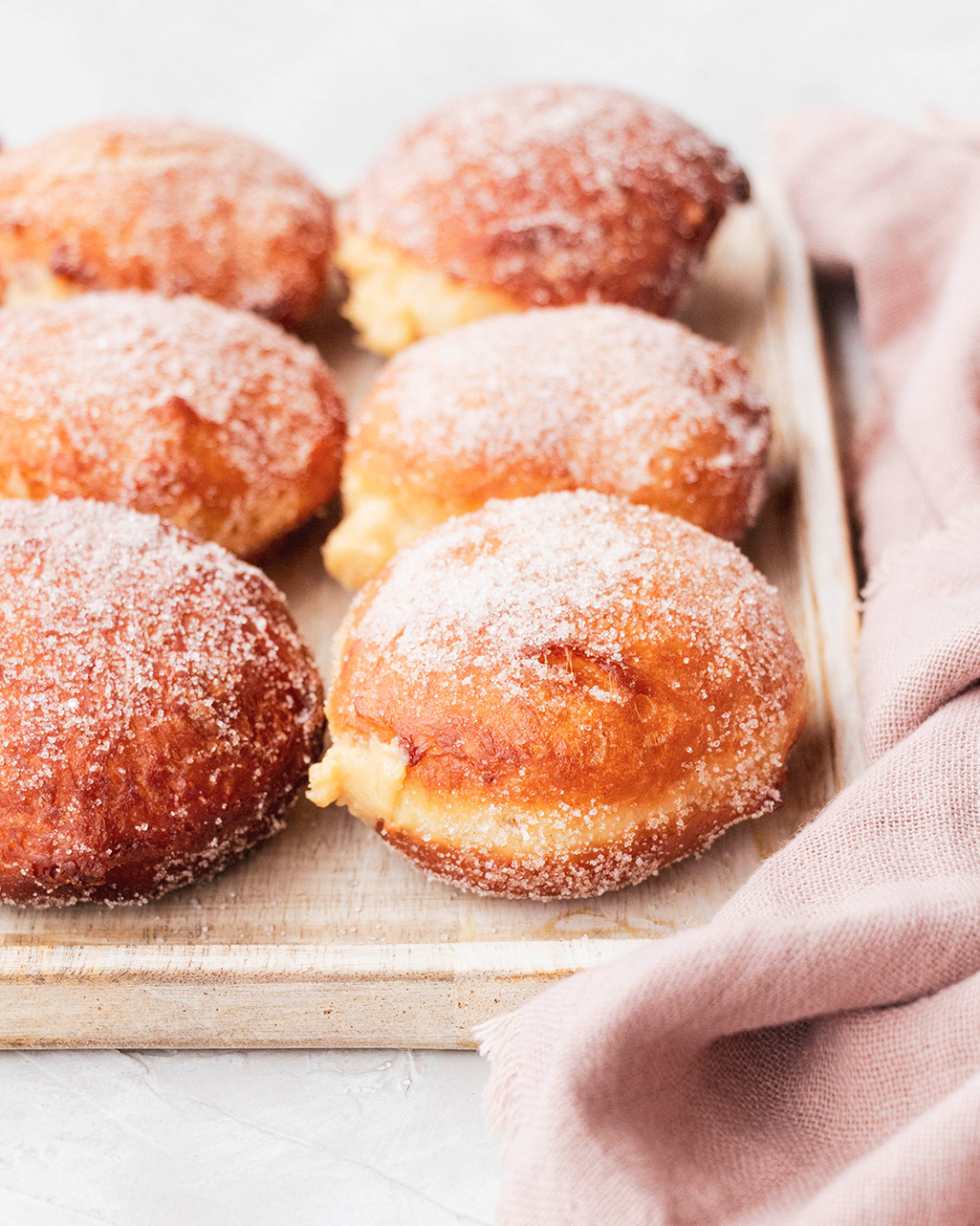 Berlinas o donas rellenas de crema | Virutas de Limón